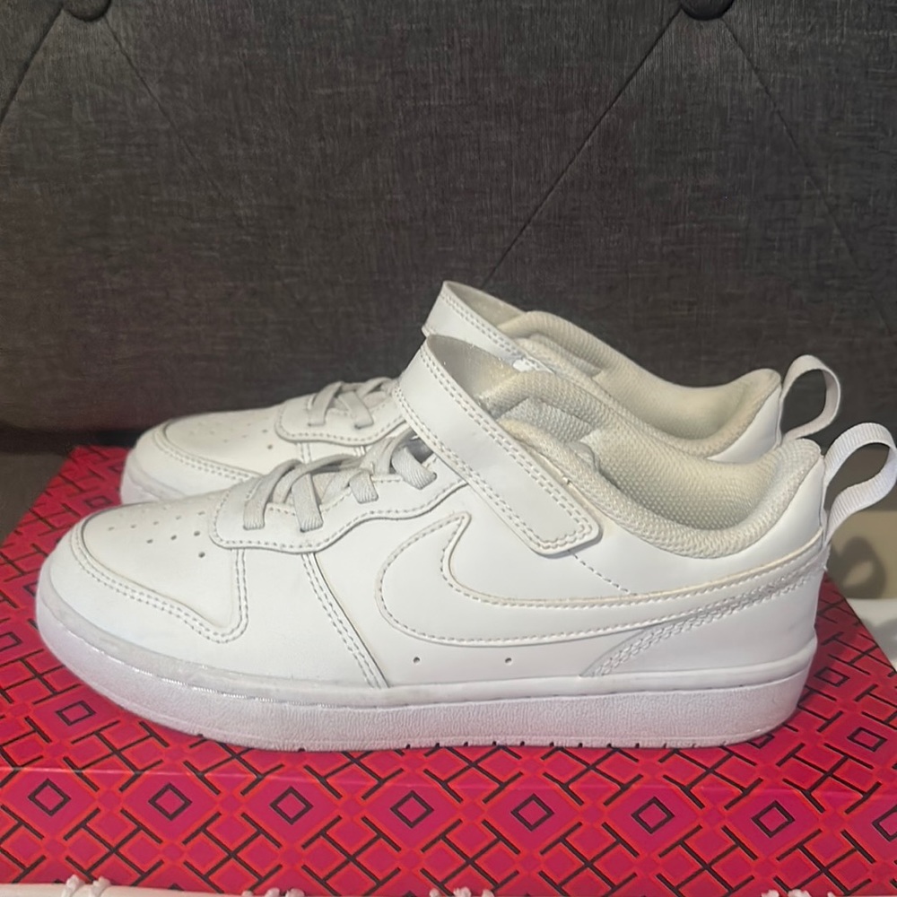 3Y Nike Sneakers